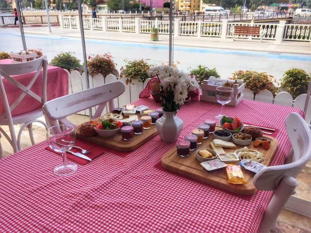 Hatunca Otel & Restaurant 아마스야 외부 사진